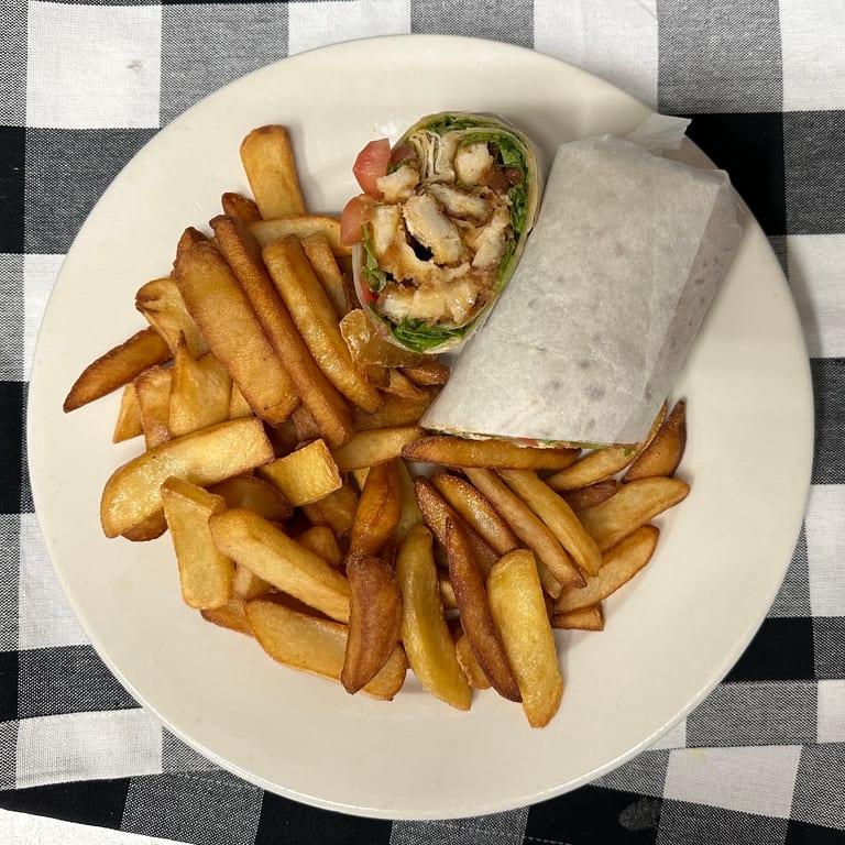 Buffalo Chicken Wrap Delight