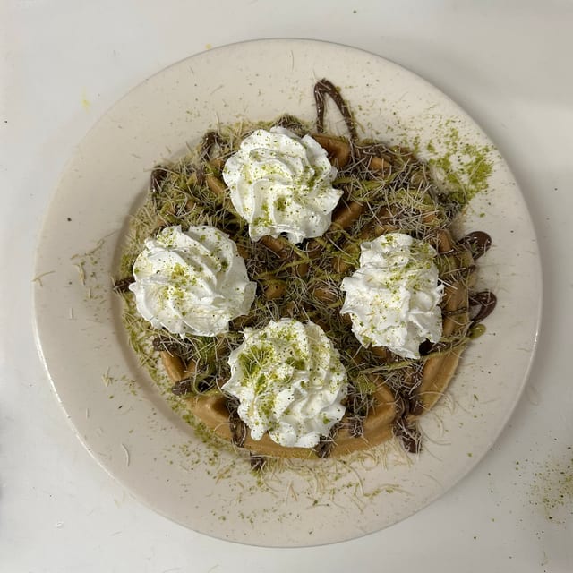 Dubai Chocolate Waffle.